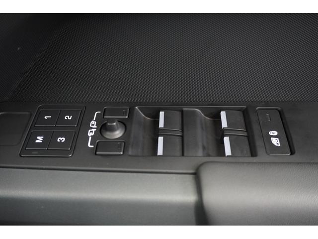 ディフェンダー １１０Ｘ－ダイナミックＨＳＥ　Ｄ３００　パノラマルーフ　ＭＥＲＩＤＩＡＮサウンドシステム　エアサスペンション　純正サイドステップ　３６０°カメラ　クールＢＯＸ　シートヒーター　ベンチレーション　レーダー探知機　ドラレコ　禁煙車（49枚目）