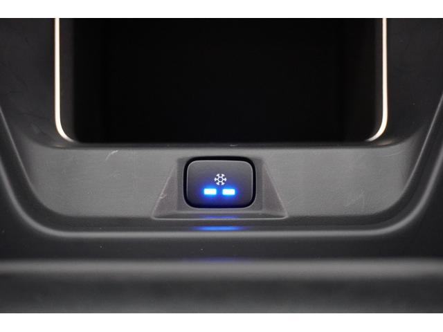 ディフェンダー １１０Ｘ－ダイナミックＨＳＥ　Ｄ３００　パノラマルーフ　ＭＥＲＩＤＩＡＮサウンドシステム　エアサスペンション　純正サイドステップ　３６０°カメラ　クールＢＯＸ　シートヒーター　ベンチレーション　レーダー探知機　ドラレコ　禁煙車（54枚目）