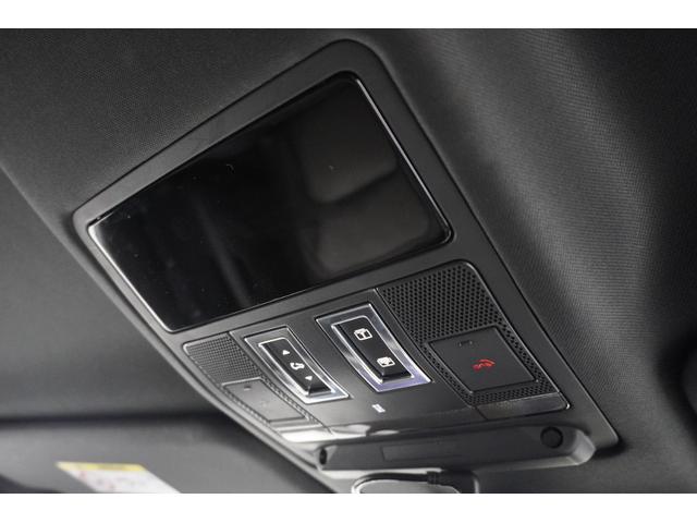 ディフェンダー １１０Ｘ－ダイナミックＨＳＥ　Ｄ３００　パノラマルーフ　ＭＥＲＩＤＩＡＮサウンドシステム　エアサスペンション　純正サイドステップ　３６０°カメラ　クールＢＯＸ　シートヒーター　ベンチレーション　レーダー探知機　ドラレコ　禁煙車（56枚目）