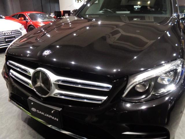ＧＬＣ ＧＬＣ２５０　４マチックスポーツ（本革仕様）　２．０ターボエンジン９速パドルＳ４ＷＤ黒革インテリアパノラマルーフＢｕｒｍｅｓｔｅｒサウンドナビＴＶ３６０度カメラレーダークルーズＣパワーシートシートヒーター電動ＲゲートＡＭＧスポーツエアロＡＭＧ（5枚目）