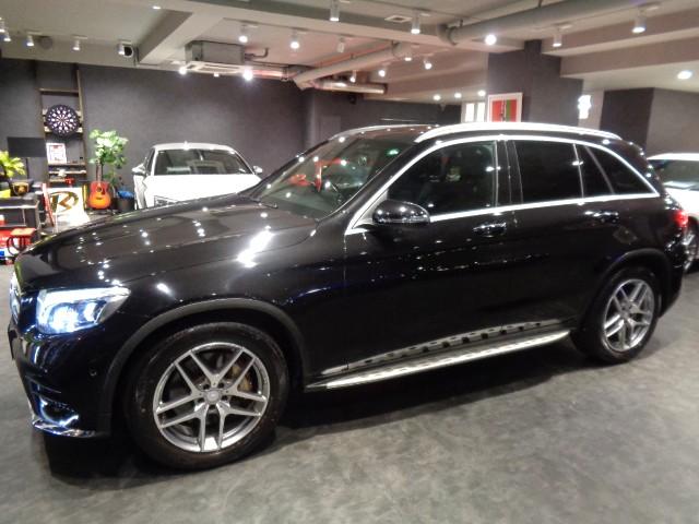 ＧＬＣ ＧＬＣ２５０　４マチックスポーツ（本革仕様）　２．０ターボエンジン９速パドルＳ４ＷＤ黒革インテリアパノラマルーフＢｕｒｍｅｓｔｅｒサウンドナビＴＶ３６０度カメラレーダークルーズＣパワーシートシートヒーター電動ＲゲートＡＭＧスポーツエアロＡＭＧ（7枚目）