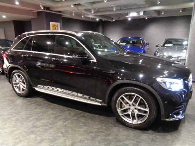 ＧＬＣ ＧＬＣ２５０　４マチックスポーツ（本革仕様）　２．０ターボエンジン９速パドルＳ４ＷＤ黒革インテリアパノラマルーフＢｕｒｍｅｓｔｅｒサウンドナビＴＶ３６０度カメラレーダークルーズＣパワーシートシートヒーター電動ＲゲートＡＭＧスポーツエアロＡＭＧ（8枚目）