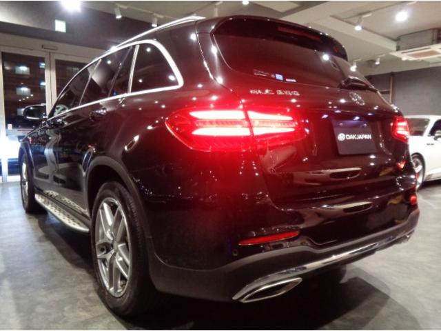 ＧＬＣ ＧＬＣ２５０　４マチックスポーツ（本革仕様）　２．０ターボエンジン９速パドルＳ４ＷＤ黒革インテリアパノラマルーフＢｕｒｍｅｓｔｅｒサウンドナビＴＶ３６０度カメラレーダークルーズＣパワーシートシートヒーター電動ＲゲートＡＭＧスポーツエアロＡＭＧ（12枚目）