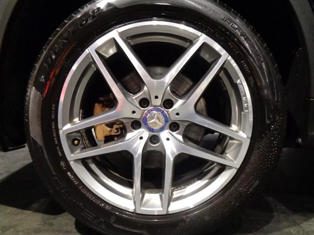 ＧＬＣ ＧＬＣ２５０　４マチックスポーツ（本革仕様）　２．０ターボエンジン９速パドルＳ４ＷＤ黒革インテリアパノラマルーフＢｕｒｍｅｓｔｅｒサウンドナビＴＶ３６０度カメラレーダークルーズＣパワーシートシートヒーター電動ＲゲートＡＭＧスポーツエアロＡＭＧ（25枚目）