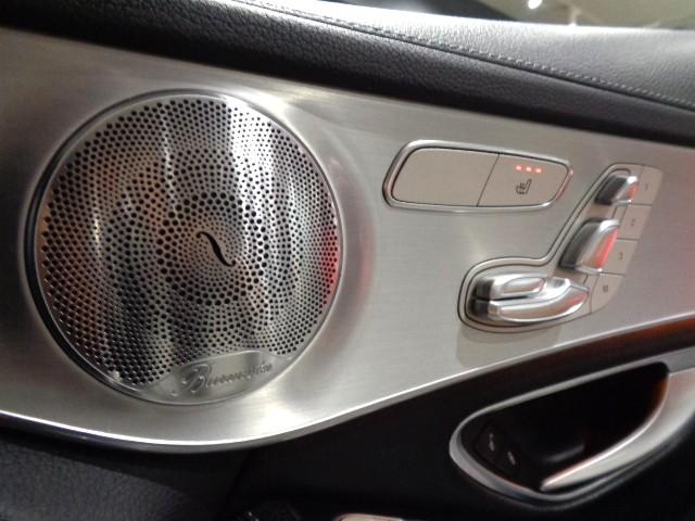 ＧＬＣ ＧＬＣ２５０　４マチックスポーツ（本革仕様）　２．０ターボエンジン９速パドルＳ４ＷＤ黒革インテリアパノラマルーフＢｕｒｍｅｓｔｅｒサウンドナビＴＶ３６０度カメラレーダークルーズＣパワーシートシートヒーター電動ＲゲートＡＭＧスポーツエアロＡＭＧ（33枚目）