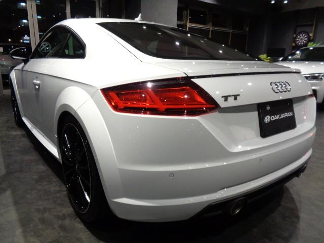 TTクーペ 2.0TFSI 2.0 TFSIターボエンジン6速SトロニックパドルSバーチャルコックピット赤レザーシートカバーナビTV360度カメラREMUSマフラーKW車高調19アルミ電動RスポイラークルーズCパワーシートLED(4枚目)