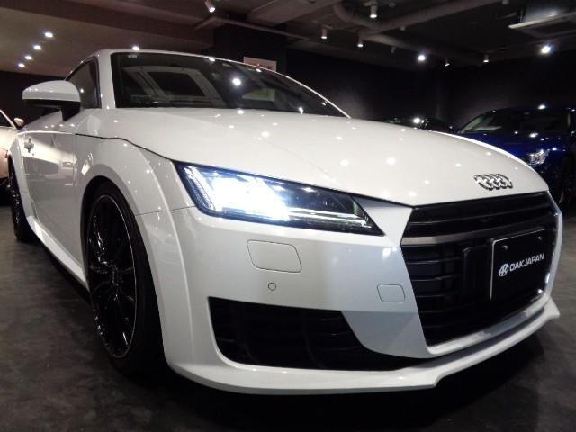 TTクーペ 2.0TFSI 2.0 TFSIターボエンジン6速SトロニックパドルSバーチャルコックピット赤レザーシートカバーナビTV360度カメラREMUSマフラーKW車高調19アルミ電動RスポイラークルーズCパワーシートLED(6枚目)