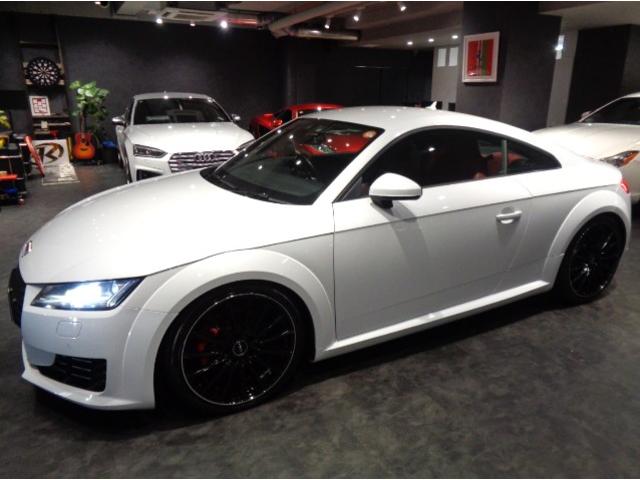 TTクーペ 2.0TFSI 2.0 TFSIターボエンジン6速SトロニックパドルSバーチャルコックピット赤レザーシートカバーナビTV360度カメラREMUSマフラーKW車高調19アルミ電動RスポイラークルーズCパワーシートLED(7枚目)