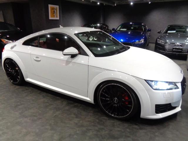 TTクーペ 2.0TFSI 2.0 TFSIターボエンジン6速SトロニックパドルSバーチャルコックピット赤レザーシートカバーナビTV360度カメラREMUSマフラーKW車高調19アルミ電動RスポイラークルーズCパワーシートLED(8枚目)