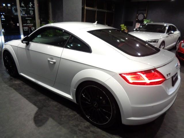 TTクーペ 2.0TFSI 2.0 TFSIターボエンジン6速SトロニックパドルSバーチャルコックピット赤レザーシートカバーナビTV360度カメラREMUSマフラーKW車高調19アルミ電動RスポイラークルーズCパワーシートLED(25枚目)