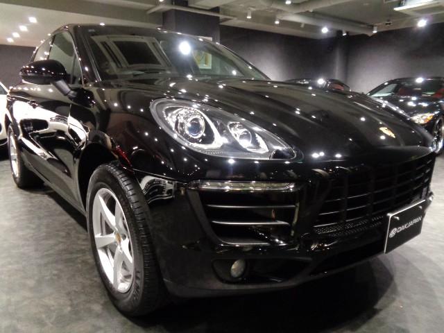 マカン マカン　２．０ターボエンジン７速ＰＤＫパドルＳ４ＷＤ黒革コンビシートナビＴＶバックサイドカメラクルーズコントロールパワーシート電動Ｒゲートブラックキャリパー５スポークＡＷアイドリングストップ走行５万Ｋ台（2枚目）