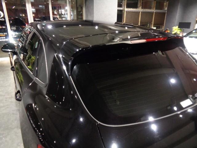 マカン マカン　２．０ターボエンジン７速ＰＤＫパドルＳ４ＷＤ黒革コンビシートナビＴＶバックサイドカメラクルーズコントロールパワーシート電動Ｒゲートブラックキャリパー５スポークＡＷアイドリングストップ走行５万Ｋ台（17枚目）