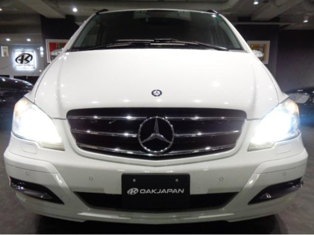 Vクラス V350 グランドエディション 最終型30台限定車3.5V6エンジンシフトマチック3列6シーター専用エアロ黒革ウッドインテリアWガラスサンルーフナビTVバックカメラ19インチAWパワーシートシートヒーター電動スライドドアフリップD(9枚目)