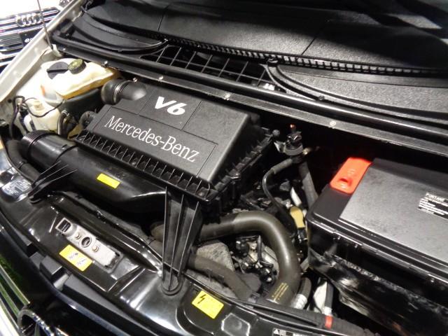 Vクラス V350 グランドエディション 最終型30台限定車3.5V6エンジンシフトマチック3列6シーター専用エアロ黒革ウッドインテリアWガラスサンルーフナビTVバックカメラ19インチAWパワーシートシートヒーター電動スライドドアフリップD(49枚目)