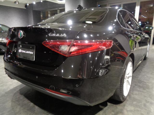 ショールームまでお越し頂くことが不可能なお客様にも、まるでショールームでご商談頂いている様な「動画サービス」や「高画質画像サービス」。お気軽にお問い合わせください。