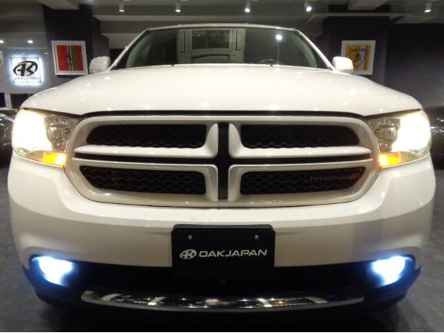 ダッジ・デュランゴ クルー　３．６Ｖ６ＶＶＴエンジン黒革シートインテリア３列７シーターフルセグナビＴＶバックサイドフロントカメラクルーズコントロールパワーシート電動ＲゲートリアソナーＬＥＤＦＯＧ１８アルミオートチェック確認済（9枚目）