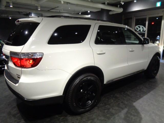 ダッジ・デュランゴ クルー　３．６Ｖ６ＶＶＴエンジン黒革シートインテリア３列７シーターフルセグナビＴＶバックサイドフロントカメラクルーズコントロールパワーシート電動ＲゲートリアソナーＬＥＤＦＯＧ１８アルミオートチェック確認済（23枚目）