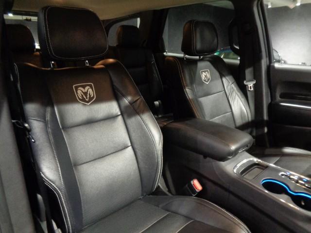 ダッジ・デュランゴ クルー　３．６Ｖ６ＶＶＴエンジン黒革シートインテリア３列７シーターフルセグナビＴＶバックサイドフロントカメラクルーズコントロールパワーシート電動ＲゲートリアソナーＬＥＤＦＯＧ１８アルミオートチェック確認済（34枚目）