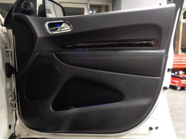 ダッジ・デュランゴ クルー　３．６Ｖ６ＶＶＴエンジン黒革シートインテリア３列７シーターフルセグナビＴＶバックサイドフロントカメラクルーズコントロールパワーシート電動ＲゲートリアソナーＬＥＤＦＯＧ１８アルミオートチェック確認済（41枚目）