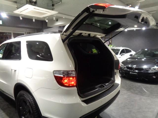 ダッジ・デュランゴ クルー　３．６Ｖ６ＶＶＴエンジン黒革シートインテリア３列７シーターフルセグナビＴＶバックサイドフロントカメラクルーズコントロールパワーシート電動ＲゲートリアソナーＬＥＤＦＯＧ１８アルミオートチェック確認済（44枚目）