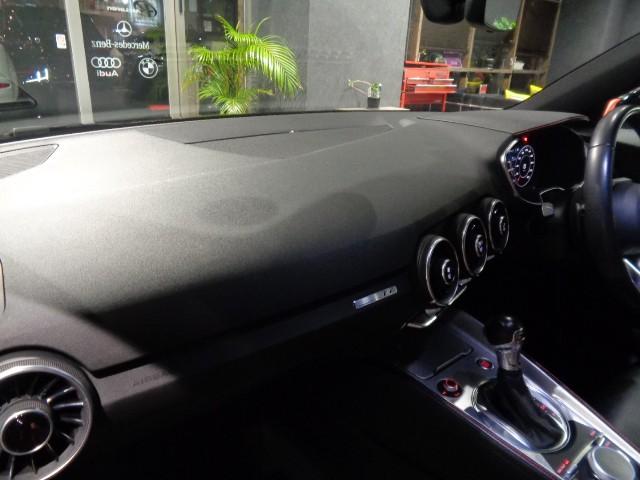 TTクーペ 2.0TFSI ミストブラックMカラー2.0TFSIターボエンジン6速SトロニックパドルシフトBORAカーボンテールマフラーローダウンRAYS19アルミ電動RスポDRIVEセレクトバーチャルコックピットナビTVレザー(35枚目)