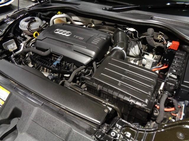 TTクーペ 2.0TFSI ミストブラックMカラー2.0TFSIターボエンジン6速SトロニックパドルシフトBORAカーボンテールマフラーローダウンRAYS19アルミ電動RスポDRIVEセレクトバーチャルコックピットナビTVレザー(44枚目)