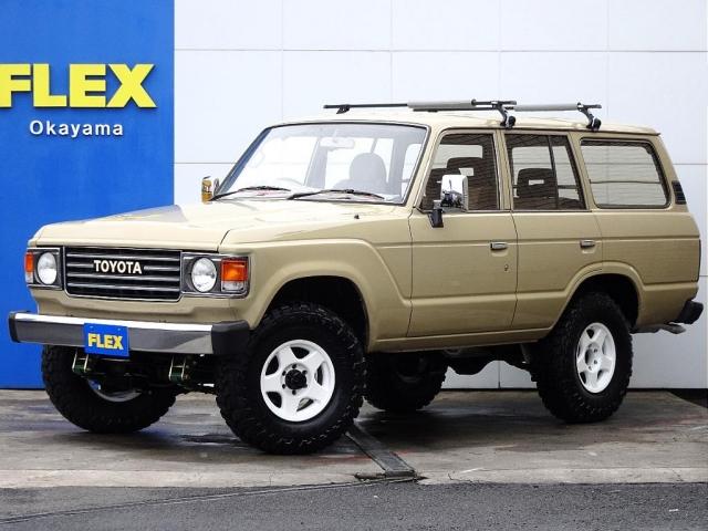 ランドクルーザー６０ ＶＸ　２インチアップ／平屋根換装／丸目換装／ＴＯＹＯＴＡグリル／ルーフキャリア／バックカメラ／レカロパワーシート／ダッシュマット／ブラッドレイ１６インチ／ＴＯＹＯ　オープンカントリー／２インチアップリーフ