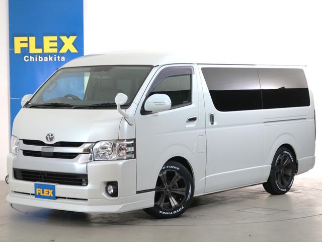 ハイエースワゴン ＧＬ　１０人乗り３ナンバー登録　ガソリン２ＷＤ　内装アレンジＲ１　ローダウン　１７インチアルミホイール　ナビ　サブモニター　後席モニター　ＥＴＣ　ベッドキット　脱着式センターテーブル　床張り施工（1枚目）