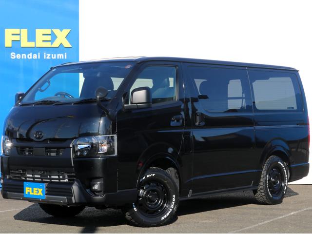 TOYOTA HIACE VAN