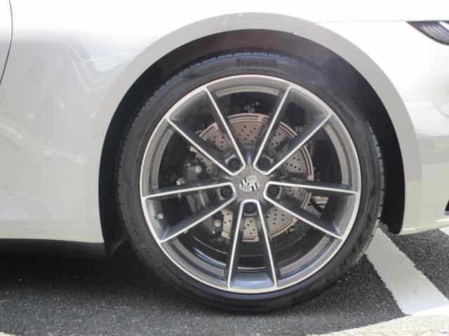 ９１１ 　カレラ　１オーナー　オプションカラー：クレヨン　スポクロ　スポエグ　カレラクラシックホイール　ＧＴスポーツステアリング　エクスクルーシブデザインテールライトロゴブラック　ＬＥＤヘッドライトＰＤＬＳ付き（52枚目）