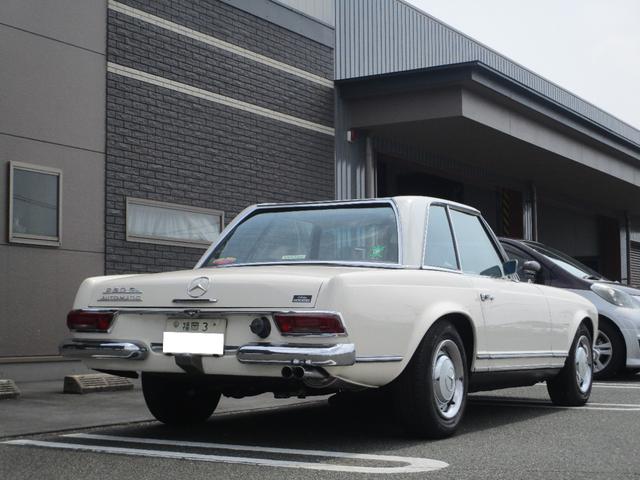 メルセデス・ベンツその他 　２５０ＳＬ／正規Ｄ車／左Ｈ／ＡＴ／福岡シングルナンバー／２オーナー／２ｎｄオーナー５０年間所有（4枚目）