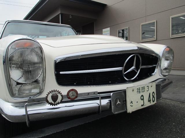 メルセデス・ベンツその他 　２５０ＳＬ／正規Ｄ車／左Ｈ／ＡＴ／福岡シングルナンバー／２オーナー／２ｎｄオーナー５０年間所有（8枚目）