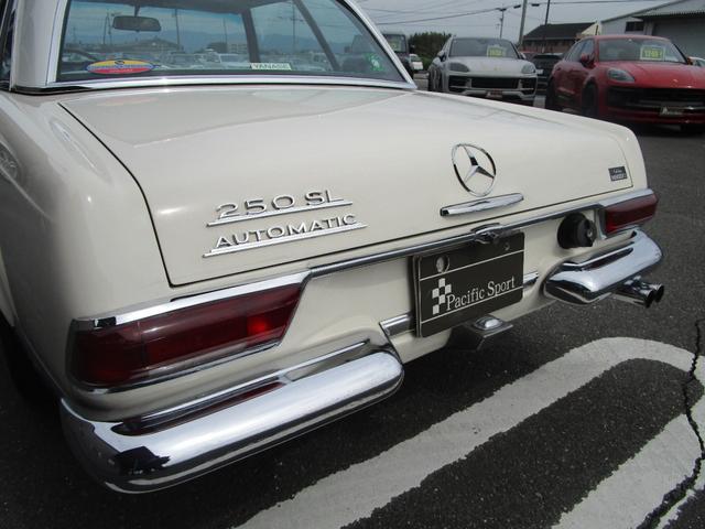 メルセデス・ベンツその他 　２５０ＳＬ／正規Ｄ車／左Ｈ／ＡＴ／福岡シングルナンバー／２オーナー／２ｎｄオーナー５０年間所有（11枚目）