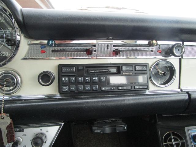 メルセデス・ベンツその他 　２５０ＳＬ／正規Ｄ車／左Ｈ／ＡＴ／福岡シングルナンバー／２オーナー／２ｎｄオーナー５０年間所有（25枚目）