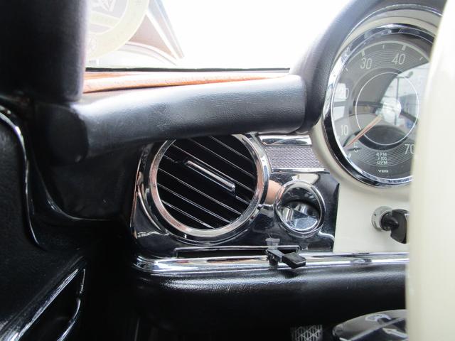 メルセデス・ベンツその他 　２５０ＳＬ／正規Ｄ車／左Ｈ／ＡＴ／福岡シングルナンバー／２オーナー／２ｎｄオーナー５０年間所有（26枚目）