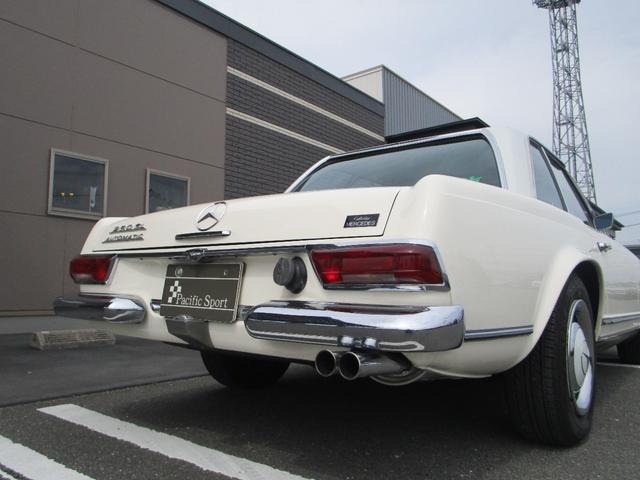 メルセデス・ベンツその他 　２５０ＳＬ／正規Ｄ車／左Ｈ／ＡＴ／福岡シングルナンバー／２オーナー／２ｎｄオーナー５０年間所有（35枚目）