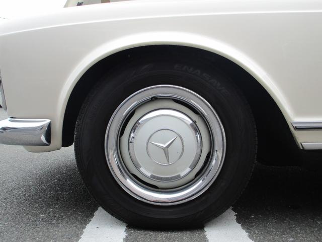 メルセデス・ベンツその他 　２５０ＳＬ／正規Ｄ車／左Ｈ／ＡＴ／福岡シングルナンバー／２オーナー／２ｎｄオーナー５０年間所有（39枚目）