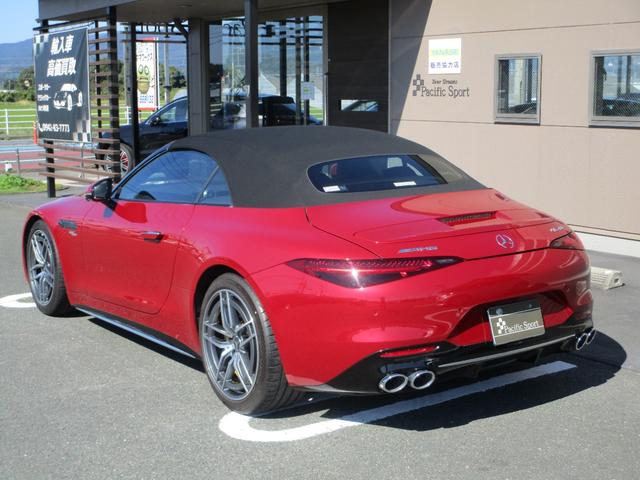 SL SL43 右H/パタゴニアレッド/ブラックレザー/メモリ付きPシート/シートヒーター&クーラー/20インチAW/AMGイエローキャリパー/電動オープン/360度カメラ./ヘッドアップディスプレイ(5枚目)