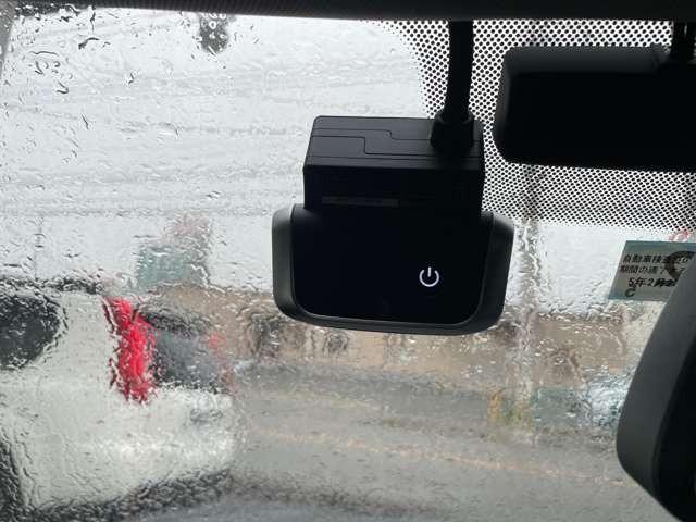 ＭＩＮＩ クーパーＤ　クロスオーバー　保証付き　障害物センサー　アイドリングストップ　盗難防止装置　ＨＤＤナビ　フルセグ　ＥＴＣ　スマートキー　アルミホイール　ルーフレール　フロントフォグランプ（16枚目）