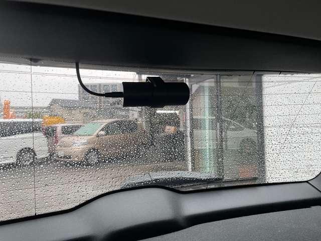 ＭＩＮＩ クーパーＤ　クロスオーバー　保証付き　障害物センサー　アイドリングストップ　盗難防止装置　ＨＤＤナビ　フルセグ　ＥＴＣ　スマートキー　アルミホイール　ルーフレール　フロントフォグランプ（19枚目）