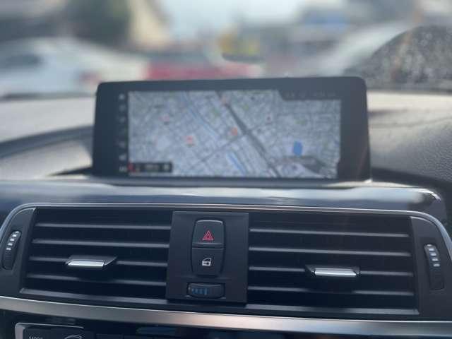 ３シリーズ ３１８ｉ　Ｍスポーツ　フロントフォグランプ　ＬＥＤヘッドライト　アルミホイール　アイドリングストップ　バック　パーキングアシスト　レーンキープアシスト（15枚目）