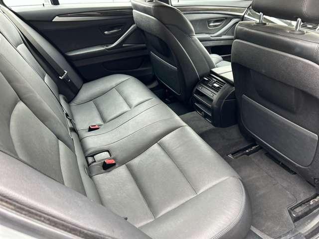 ５シリーズ ５２３ｄツーリング　Ｍスポーツ　ディーゼルターボ　フルセグＴＶ　アイドリングストップ　バックカメラ　アダプティブクルーズコントロール　ミュージックサーバー　エアサスペンション（12枚目）