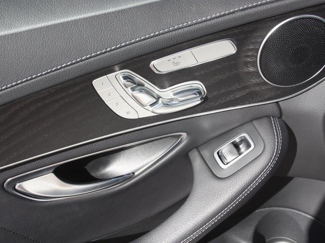 C250スポーツ 黒革 レーダーセーフティ/ディストロニック・レーンキープ・衝突軽減ブレーキ/ キーレスゴー 純正ナビゲーション・地デジ内蔵 バックカメラ パークトロニック LEDヘッドライト アイドルストップ ETC(56枚目)