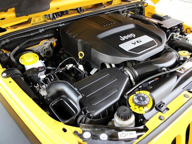スポーツ 禁煙車 ナビゲーションTV クルーズコントロール サイドモニター パートタイム4WD 背面タイヤ キーレスエントリー 純正17インチアルミホイール ETC(9枚目)
