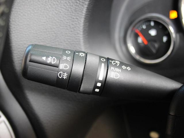 スポーツ 禁煙車 ナビゲーションTV クルーズコントロール サイドモニター パートタイム4WD 背面タイヤ キーレスエントリー 純正17インチアルミホイール ETC(36枚目)