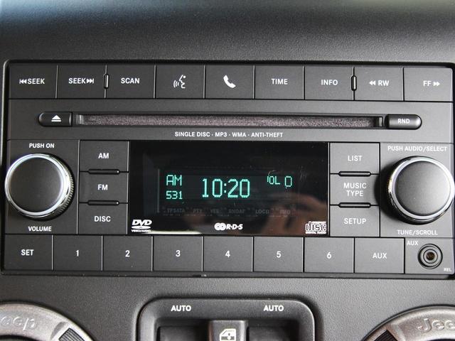 スポーツ 禁煙車 ナビゲーションTV クルーズコントロール サイドモニター パートタイム4WD 背面タイヤ キーレスエントリー 純正17インチアルミホイール ETC(71枚目)