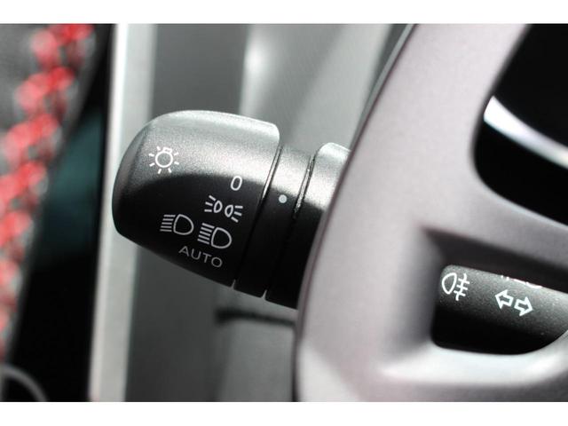 ルノースポール シャシーカップ 禁煙車 パナソニック製地デジナビゲーション バックカメラ 後期LEDヘッドライト アイドリングストップ リアバンパーセンサー クルーズコントロール 純正18インチアルミホイール R.Sドライブ ETC(41枚目)