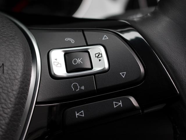 TSIハイラインブルーモーションテクノロジー 禁煙車 アダプティブクルーズコントロール レーンキープアシスト 衝突軽減ブレーキ バイキセノンヘッドライト 純正HDDナビゲーション フルセグTV アイドリングストップ パークパイロット(38枚目)