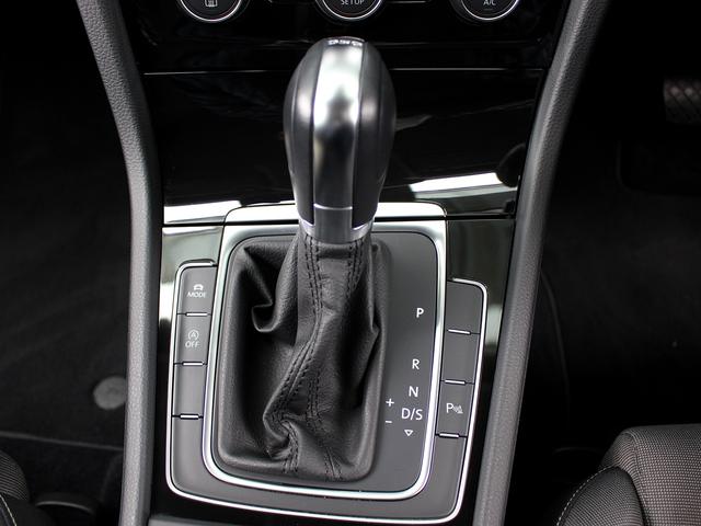 TSIハイラインブルーモーションテクノロジー 禁煙車 アダプティブクルーズコントロール レーンキープアシスト 衝突軽減ブレーキ バイキセノンヘッドライト 純正HDDナビゲーション フルセグTV アイドリングストップ パークパイロット(47枚目)