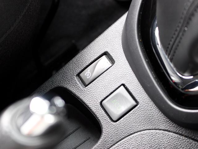 プレミアム 禁煙車 プレミアム専用ブラックレザーシート シートヒーター パナソニック製ナビゲーション 地上デジタルTV バックカメラ クリアランスソナー クルーズコントロール 純正17インチアルミホイール ETC(10枚目)